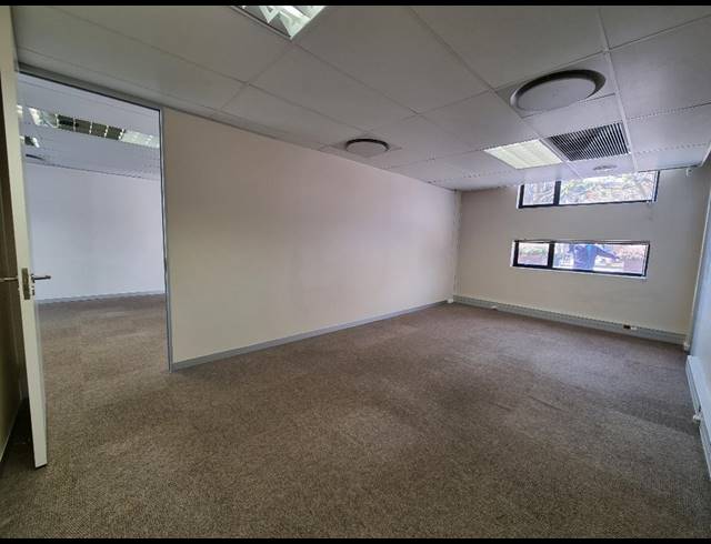 102M² OFFICE RENTED IN CENTURY CITY